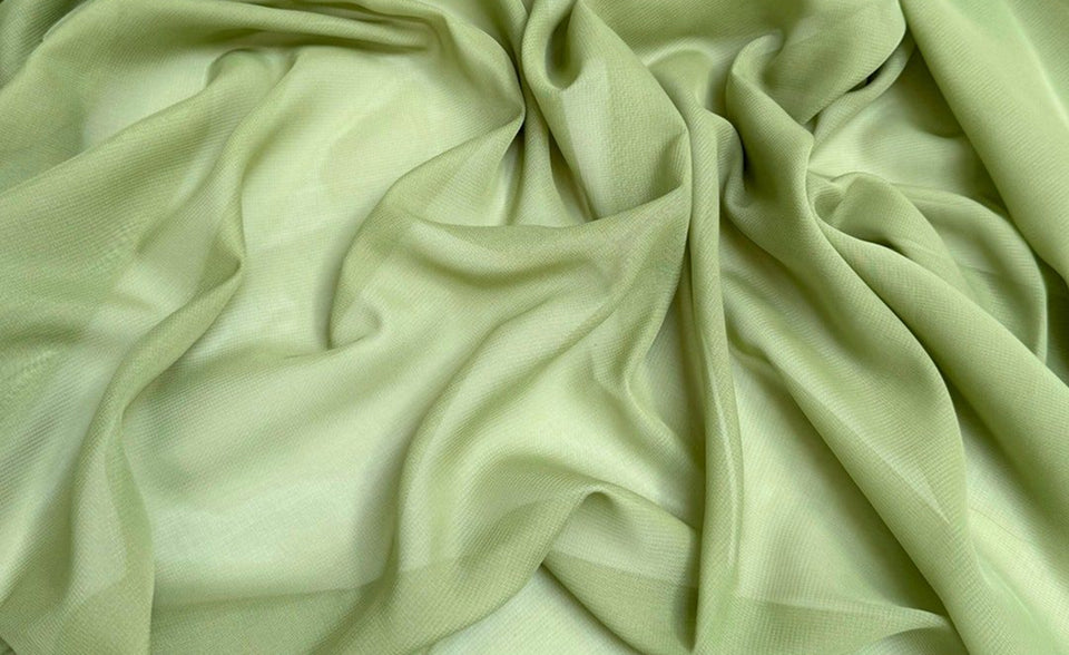 Degradé Chiffon — lightness and color | 100% Silk