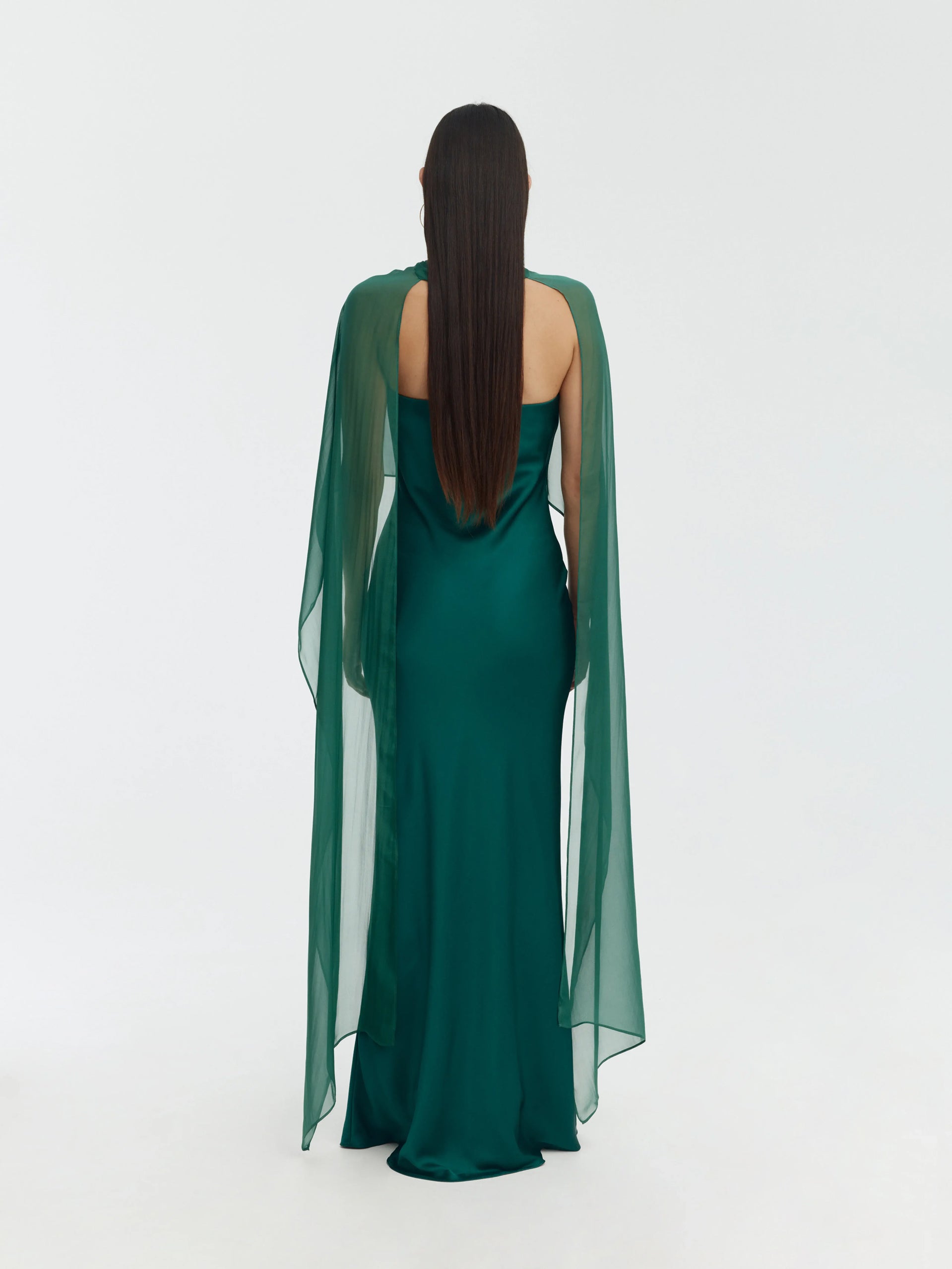 Gabriela Cape | Emerald Green Wolflamb Gabriela Cape | Emerald Green Wolflamb